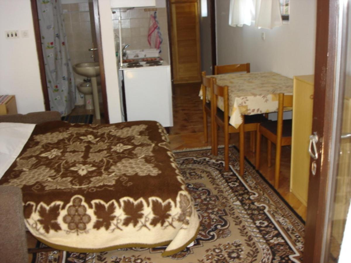 Apartments Vjera Krk Town Pokoj fotografie